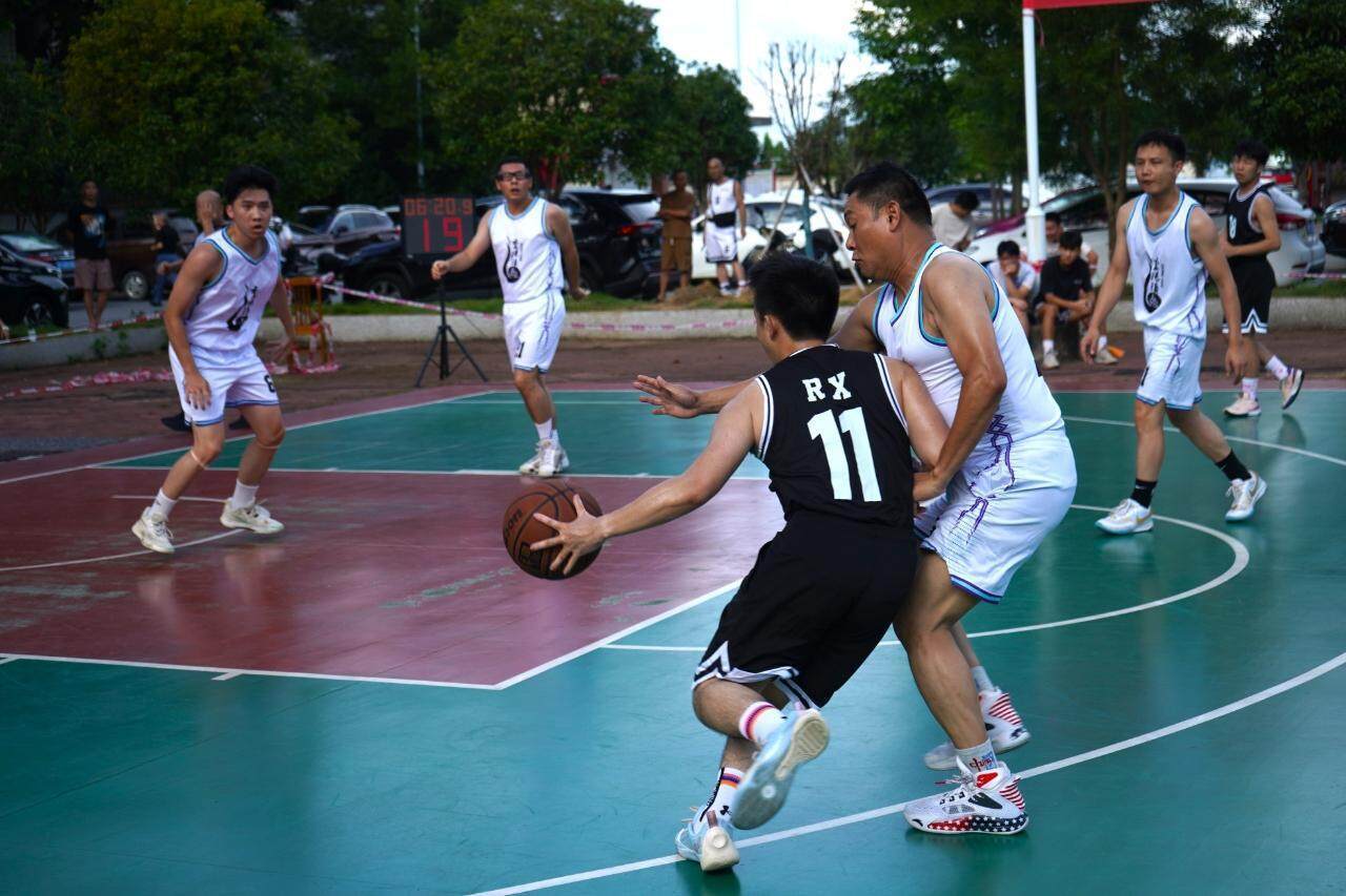 包含美洲篮球联赛即将开幕,一场场激烈对决备受关注的词条 包含美洲篮球联赛即将开幕,一场场激烈对决备受关注的词条