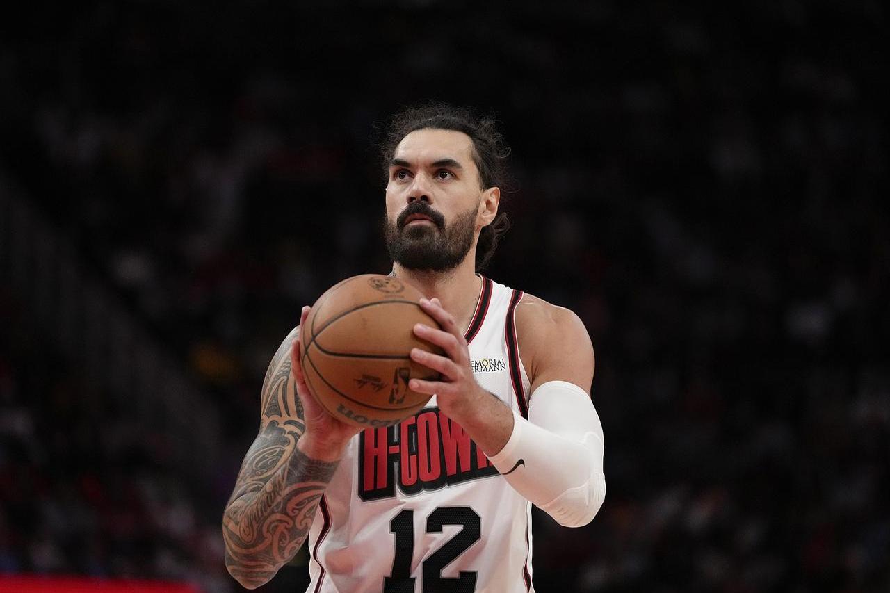 老鹰队在关键时刻击败篮网,晋级东部半决赛 老鹰队在关键时刻击败篮网,晋级东部半决赛