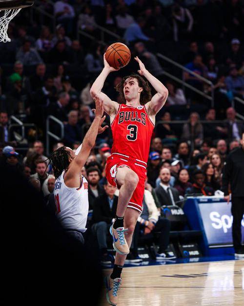 开云体育入口-公牛主场战胜尼克斯，2020赛季正式开启