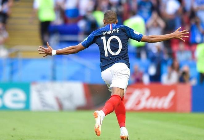 西班牙豪门引进乌拉圭新锋线,打造强力攻击 西班牙豪门引进乌拉圭新锋线,打造强力攻击