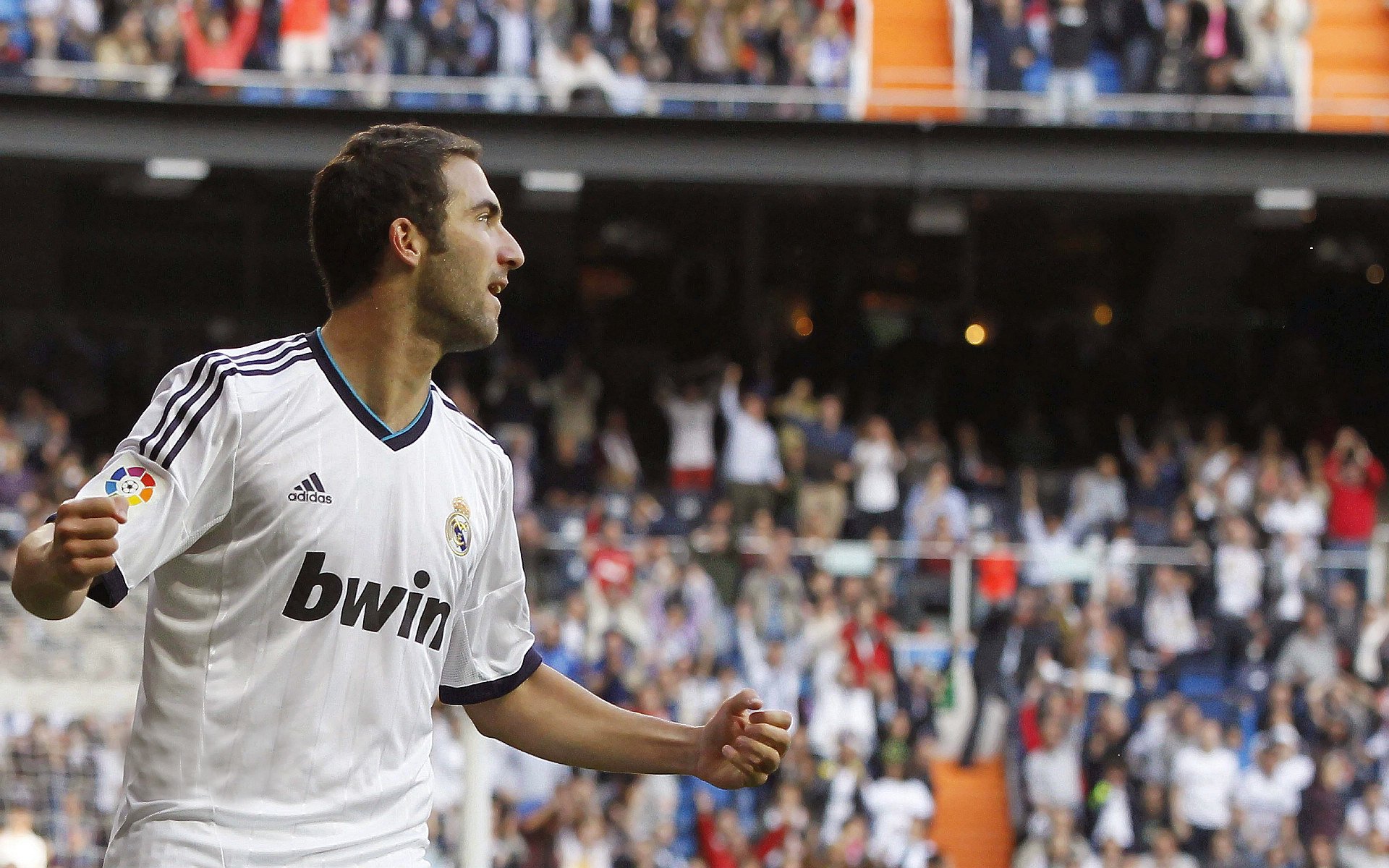 淬火之战,波兰锻钢胜黄潜,萨内于无声处听惊雷