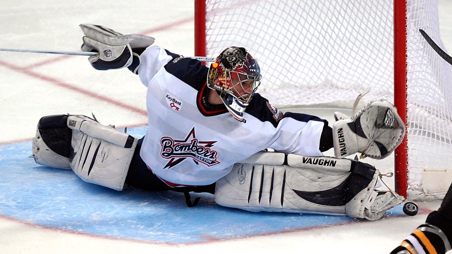 开云下载-球网上的楚河汉界，当险胜的韩国，撞见火热却孤独的马龙