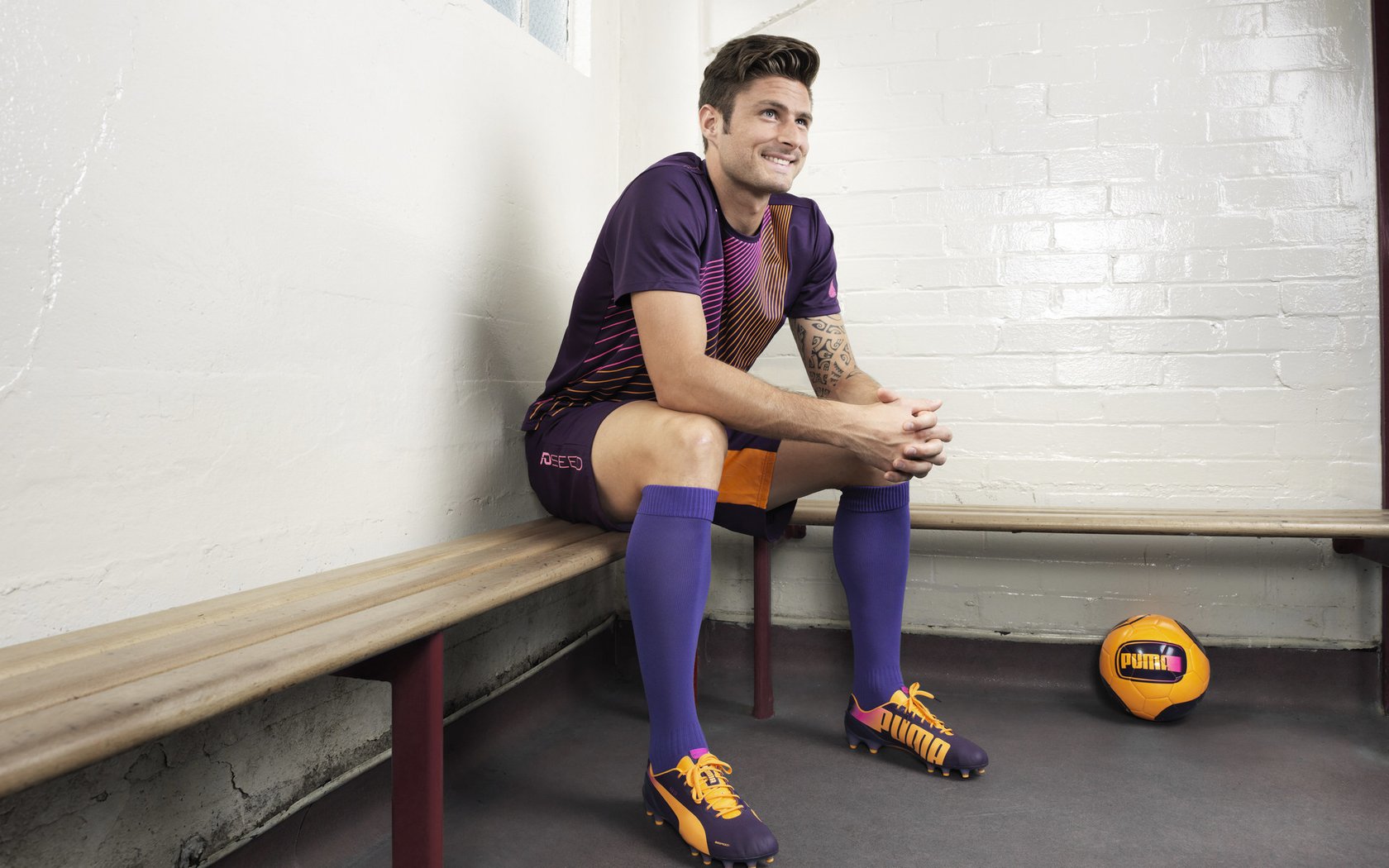 小球指挥大命运,林高远一拍改写欧亚对抗史