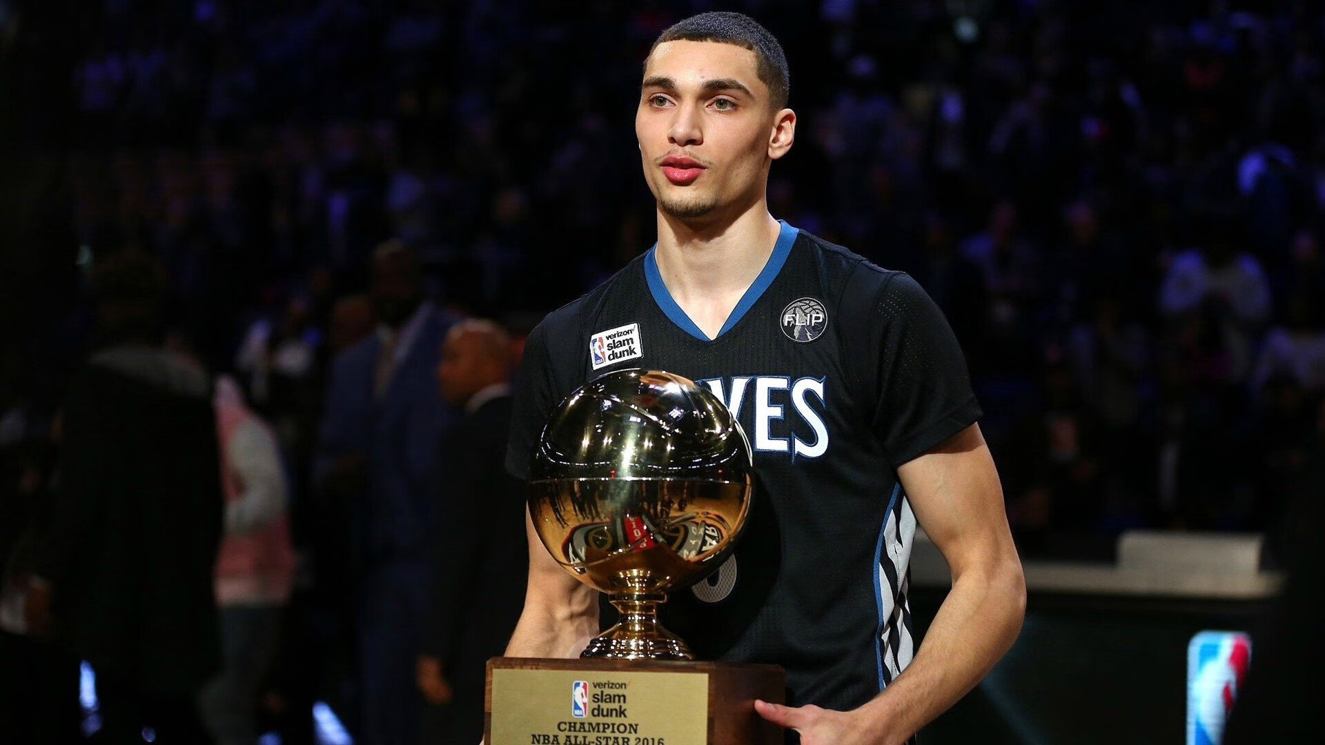 双面传奇,蒙特卡洛红土上的坚持与美网高光下的唯一性